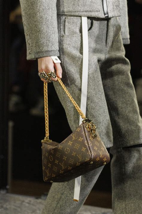 fall winter 2017 louis vuitton|Handbag Highlights: Louis Vuitton Fall.